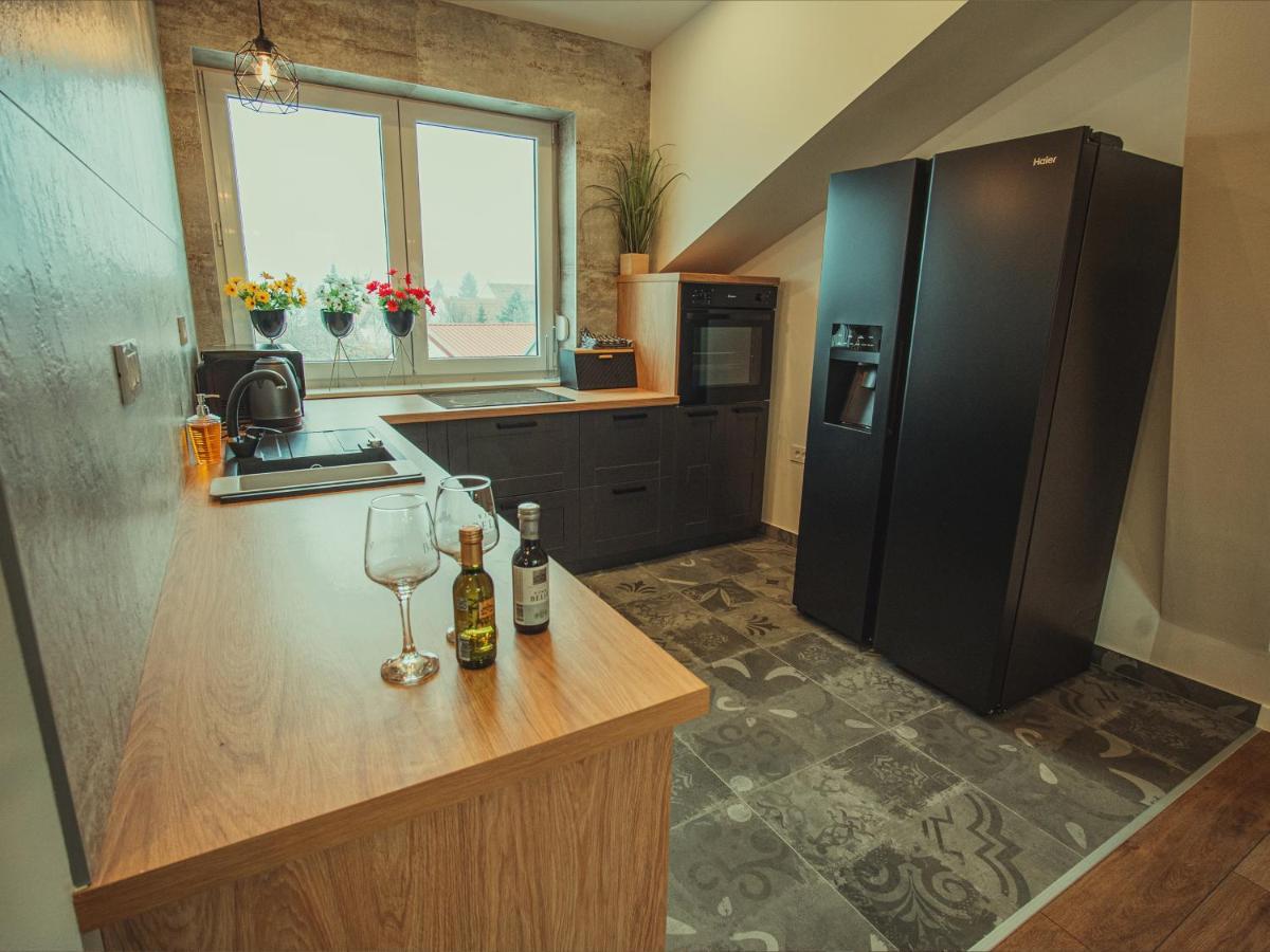 Apartmani Infinity Osijek Exterior photo