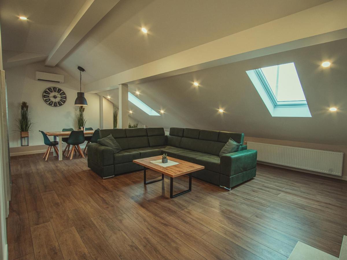 Apartmani Infinity Osijek Exterior photo